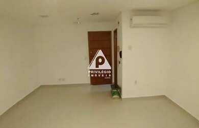 Imagem 2: Excelente sala comercial no Catete