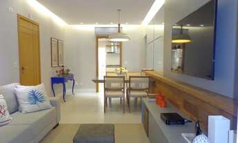 Imagem: Praia das Pitangueiras/ todo reformado sacada