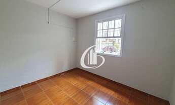 Imagem 7: Casa térrea com 2 dormitórios e 1 vaga coberta próximo da Avenida Braz Leme para alugar