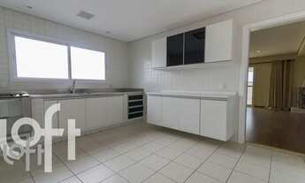 Imagem 2: Apartamento à venda em Centro com 320 m², 4 quartos, 2 suítes, 4 vagas