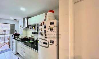 Imagem 2: Amplo apartamento, vista lagoa totalmente mobiliado no melhor Condomínio da Península - Sa