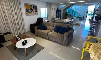 Imagem 3: Casa Marta Ferreira, Sombra, na Aruana