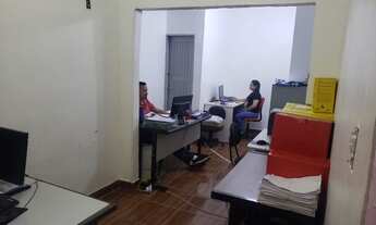 Imagem 4: Prédio/casa-3 casas em uma no Japiim 1 próx. Distrito Industrial, com 13 Cômodos!