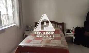 Imagem 6: Excelente apartamento com dependencia e área externa em Laranjeiras