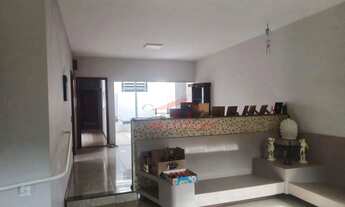 Imagem 4: Casa 3 dormitórios em Bairro Nobre