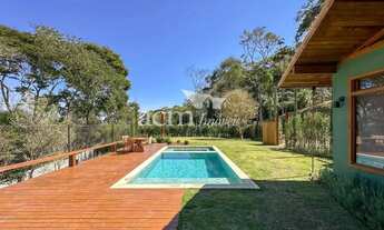 Imagem 5: Linda e aconchegante casa com ótimo padrão construtivo e fino acabamento, em condomínio no