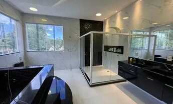 Imagem 4: Casa Duplex no Condomínio Golf Miriti, 1.200m² e 4 vagas de garagem