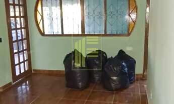 Imagem 4: Casa com 3 quartos e 3 vagas para alugar no Jardim Arroyo