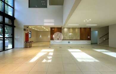 Imagem: Centro Médico - 17 Consultórios - 1.279