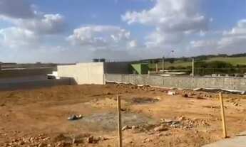 Imagem 2: Esquina formada por 3 terrenos - Colina Azul Residencial!