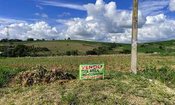 Imagem 4: Oportunidade Única de Investimento - 1.800 m² em Lotes com Vista Linda