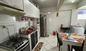 Imagem 5: Vendo Apto no Rio Leblon, c/ 3 quartos, sendo 1 suíte, cozinha, sala de estar/jantar e 1 v