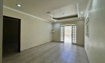 Imagem 3: LOCAÇÃO - Casa ampla com 2 pavimentos, 5 quartos, espaço gourmet e 6 vagas de garagem no B