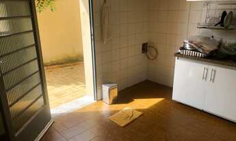 Imagem 3: Térrea para venda possui 158 metros quadrados com 3 quartos em Caxingui - São Paulo - SP