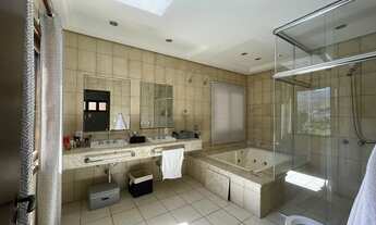 Imagem 7: Casa em frente ao Lago na Pedra Branca, com 3 quartos sendo 1 suíte, escritório, piscina.