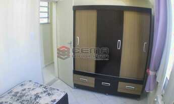 Imagem 6: Botafogo. Apartamento 3 quartos mobiliado, sendo 1 quarto revertido. Aceita depósito Cauçã