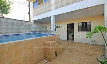 Imagem: CASA à venda com piscina e 6 quartos em