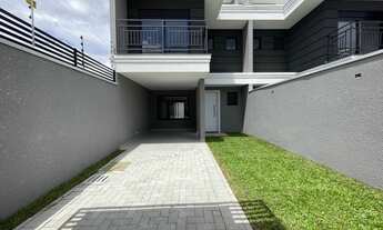 Imagem 3: Sobrado para venda possui 140 metros quadrados com 3 quartos em Boqueirão - Curitiba - PR