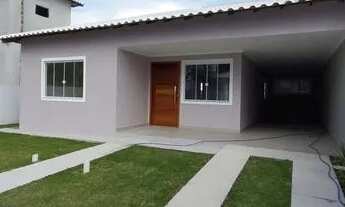 Imagem: Casa com piscina, 3 quartos, finíssimo