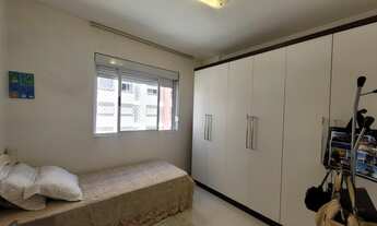 Imagem 2: Apartamento para venda com 76 metros quadrados com 2 quartos em Itacorubi - Florianópolis