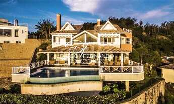 Imagem 6: Casa Alto Padrão Frente Mar em Condomínio Exclusivo no Cacupé - Florianópolis/SC