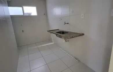 Imagem 3: Apartamento à venda em Buraquinho 2 quartos