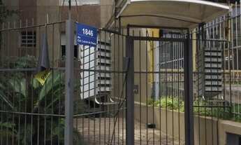 Imagem 2: ÓTIMO apartamento 01 dormitório, 43m2, com piso em parquet e cerâmico, sala bem iluminada