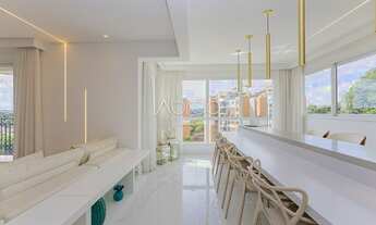 Imagem 5: APARTAMENTO EM CURITIBA, com 3 quartos (3 suítes), com área de 244,58 m² e 4 vagas de gara