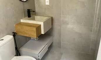 Imagem 6: Casa com quintal grande e gramado