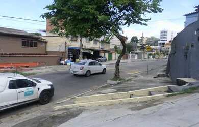 Imagem 2: Casa de Vila 90 m2 com 2 QT Gar - Area Externa Estrada do Fontinha em Bento Ribeiro -