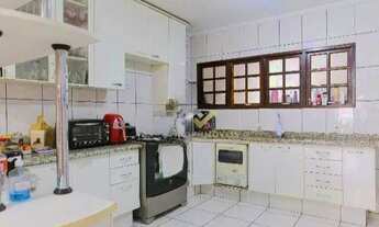 Imagem 2: Sobrado com 3 dormitórios para alugar, 240 m² por R$ 5.530,00/mês - Parque das Nações - Sa