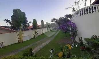 Imagem 7: Linda casa com 03 dormitórios, área gourmet com churrasqueira, piscina, campo de futebol e