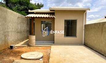 Imagem 2: Casa individual com 03 quartos em lote com 180 m² em São Joaquim de Bicas