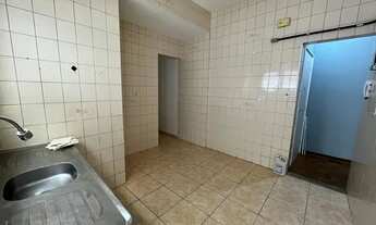 Imagem 6: LAPA / APTO COM QUINTAL - 75m², 2 DORM GRANDES, VARANDA, SALA AMPLA 2 AMBIENTES, COZINHA E