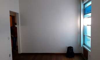 Imagem 2: Apartamento para venda tem 80 metros quadrados com 2 quartos em Tijuca - Rio de Janeiro