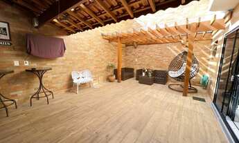 Imagem 3: LINDO SOBRADO NA VILA CARRÃO, TROCA POR APTO, COMPOSTO POR 03 SUÍTES, 05 VAGAS, ÁREA GOURM