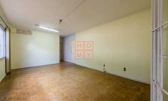 Imagem 3: Enorme casa DESOCUPADA no miolo do Três Figueiras