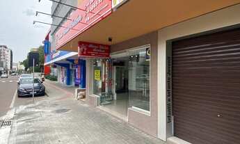 Imagem 2: Repasso Ponto Comercial com ótima localização e 100% mobiliado, apenas entrar com estoque