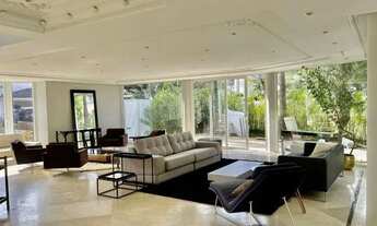 Imagem 8: Casa para alugar em Santana de Parnaíba, Alphaville, com 4 suítes, com 700 m²