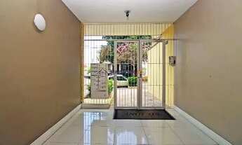 Imagem 3: Apartamento em Porto Alegre, no bairro Petrópolis, com 3 dormitório(s), e 3 banheiros, à v