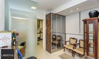 Imagem 7: Apartamento no Centro - 2 dormitórios - reformado e mobiliado