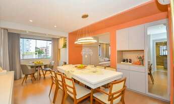 Imagem 3: Imóvel para venda possui 163 metros quadrados com 4 quartos em Bacacheri - Curitiba - PR