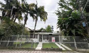 Imagem: Casa muito bem localizada no Centro de Criciúma