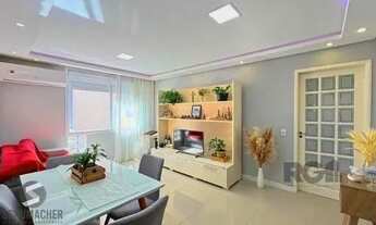 Imagem 4: Apartamento em Porto Alegre, no bairro Medianeira, com 3 dormitório(s), e 3 banheiros, à v