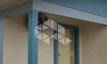 Imagem 2: Casa com 03 dormitórios pronta para moradia no Bairro Belvedere em Farroupilha RS