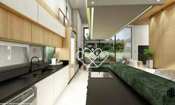 Imagem 5: Residência Luxuosa com Conforto Sustentável em Condomínio de Alto Padrão