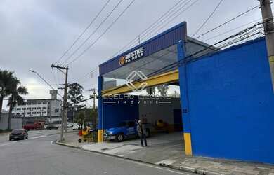 Imagem 2: Galpão Comercial com 2 banheiros para Locação, 348,50m² por R$15.000,00