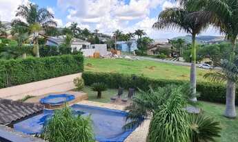 Imagem 3: Casa de condomínio para aluguel e venda possui 388 metros quadrados com 3 quartos