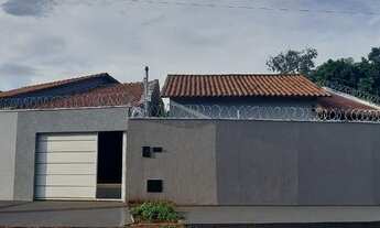 Imagem: Casa para venda com 2 quartos uma suíte