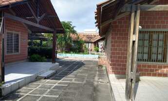 Imagem 2: CF) Casa de condomínio para venda com 80 metros quadrados com 4 quartos